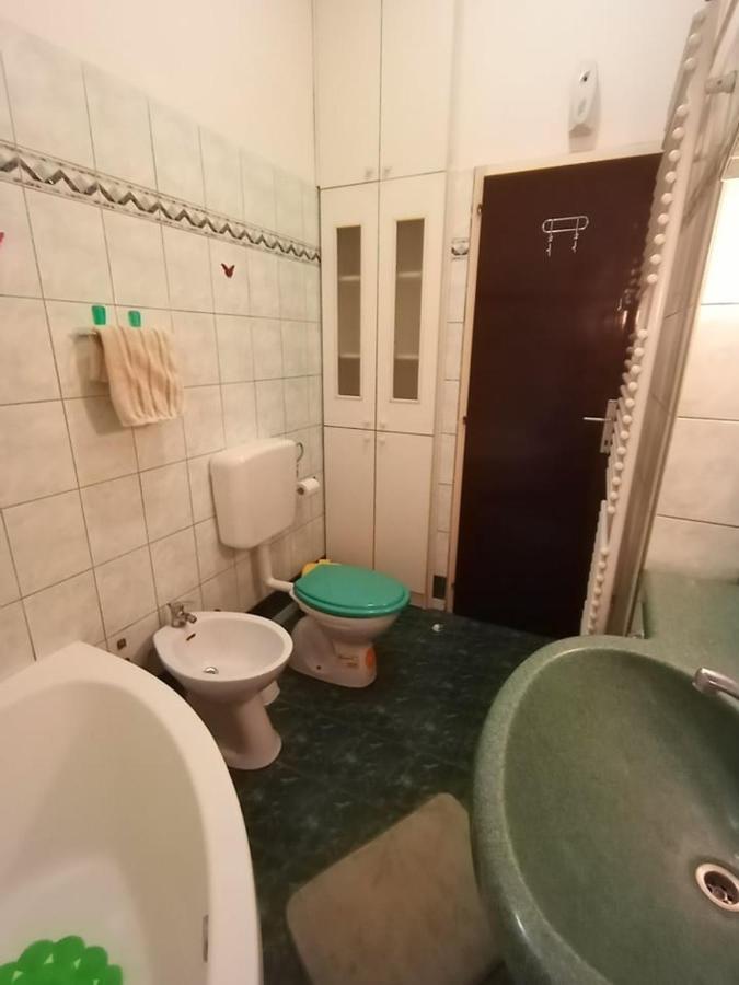 Giardini Room Pula Bagian luar foto