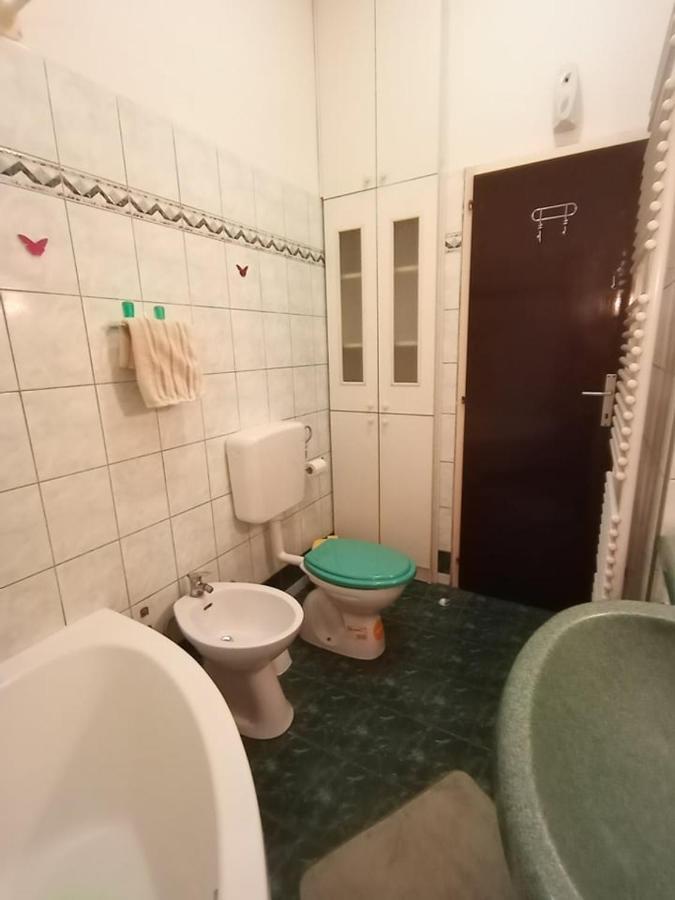 Giardini Room Pula Bagian luar foto